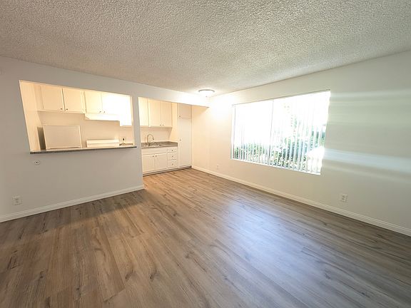 4th image of 5057 Klump Ave #1A