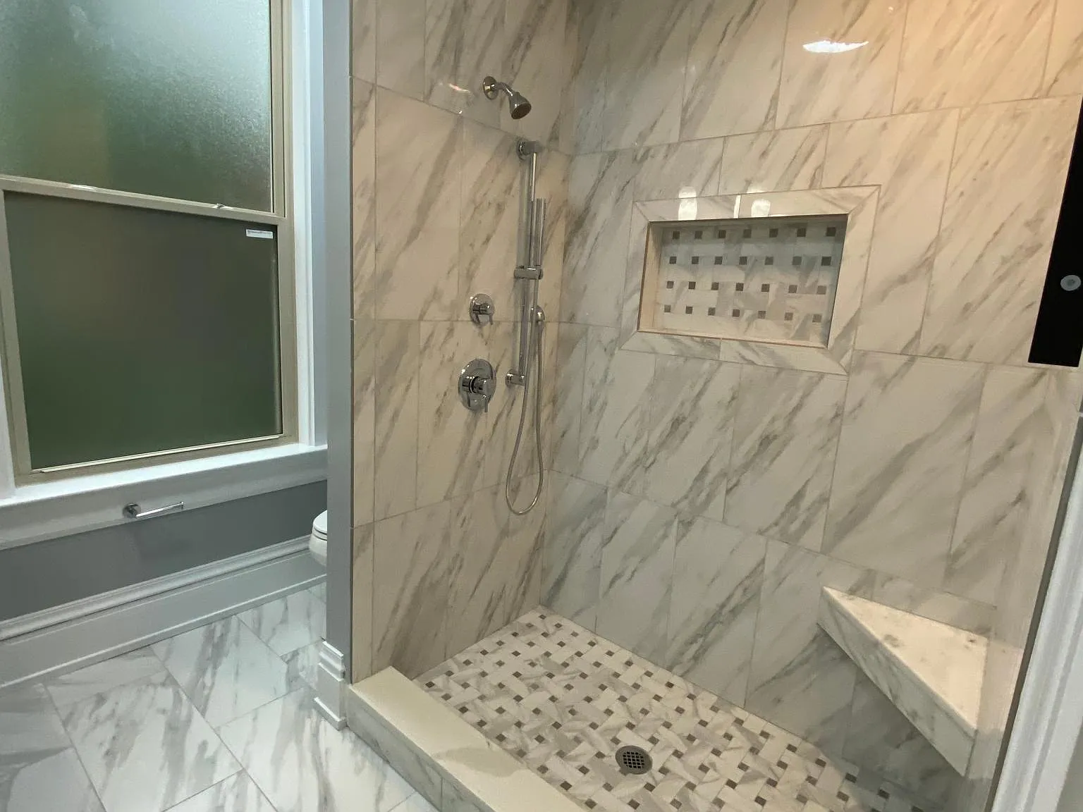 5 bed, $3,600 — Photo 2