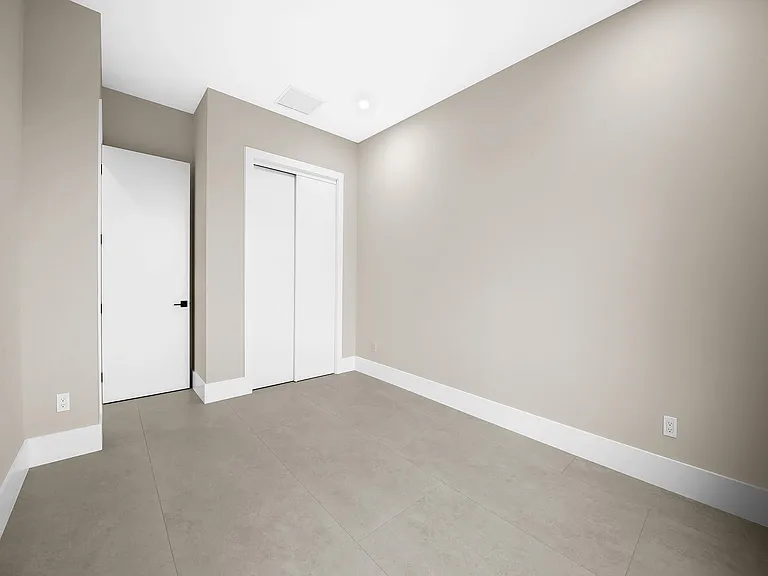1401 NE 16th Ave — Photo 29