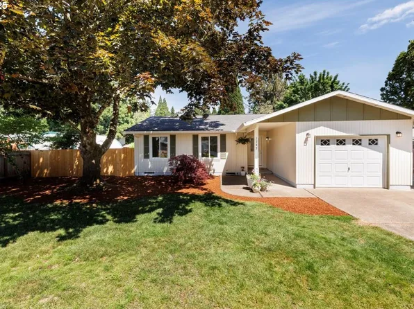 1747 SE Pine St, Hillsboro, OR 97123