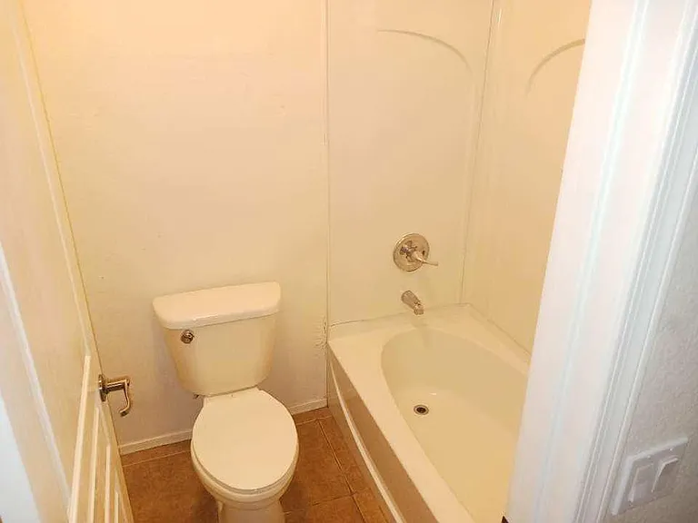 44628 W Sandstone Dr — Photo 12