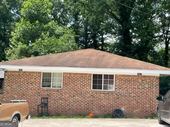 2831 Palm Dr, East Pt, GA 30344