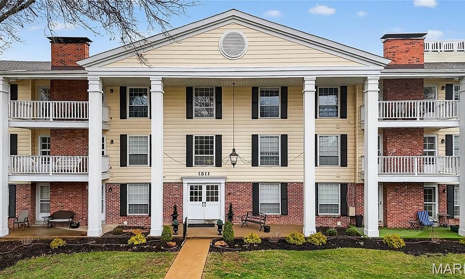 1st image of 1511 Hampton Hall Dr APT 17