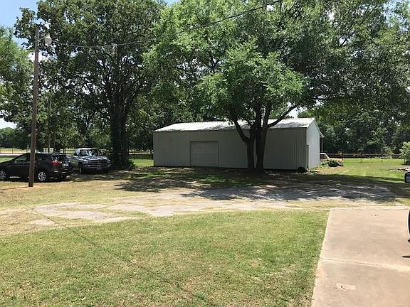 3rd image of 114 County Road 1291