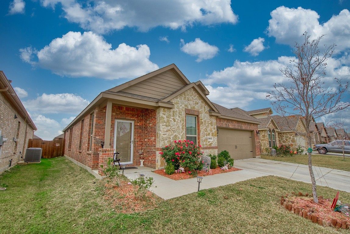 2805 Ainsworth Rd, Aubrey, TX 76227 Zillow