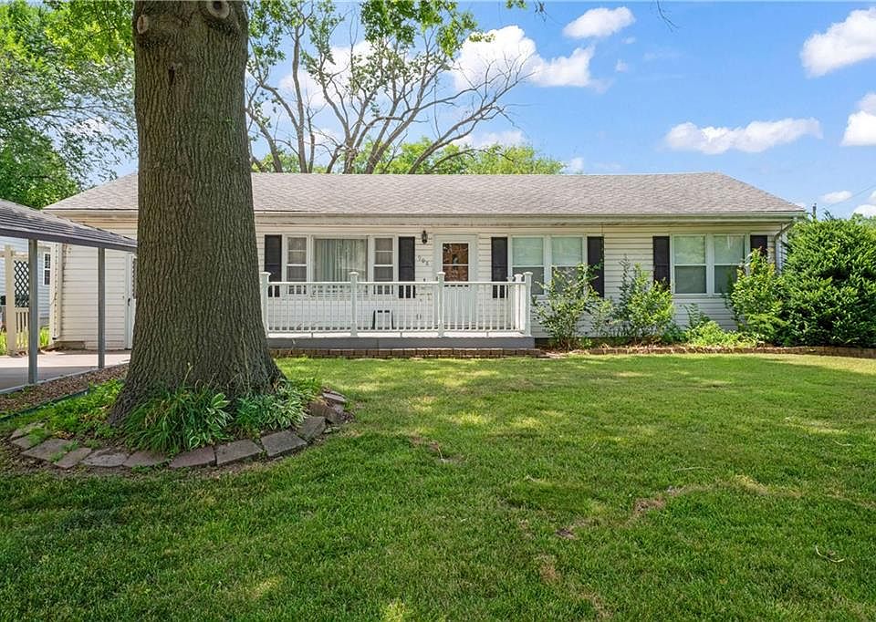 908 Daisy St, Sweet Springs, MO 65351 Zillow