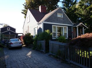 2337 30th Ave S, Seattle, WA 98144