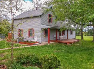 21521 Clarksville Rd, Lexington, IL 61753