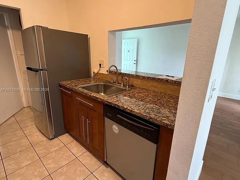 3982 NW 87th Ave #3982 — Photo 9