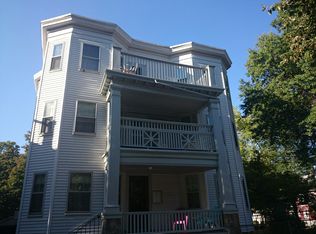 90 Highland Rd, Brookline, MA 02445