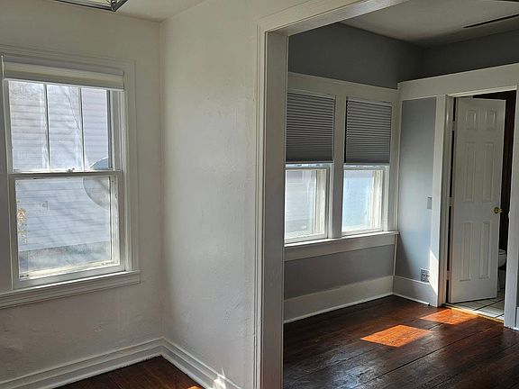 5th image of 315 1/2 S Lahoma Ave