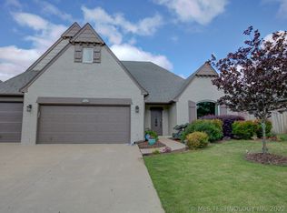 11942 S 92nd East Ave, Bixby, OK 74008