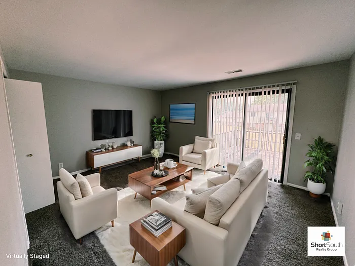 7560 Louise Ave #204 — Photo 3