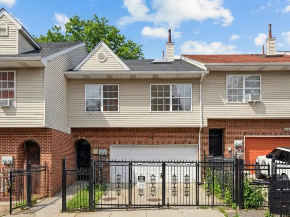 1495 Longfellow Avenue image 1 of 15