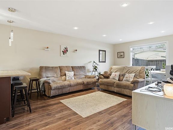 4th image of 7 Killarney WAY