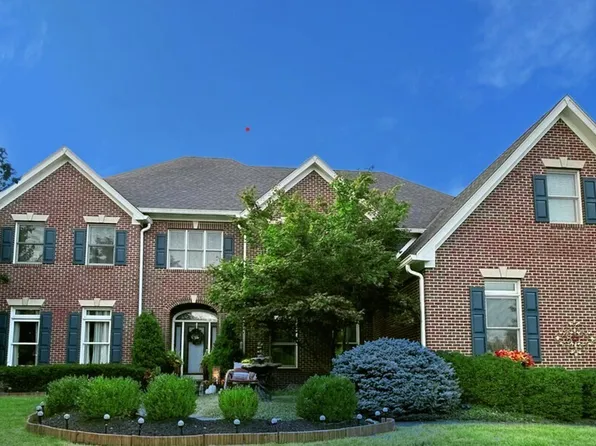 16424 Brookhollow Dr, Westfield, IN 46062