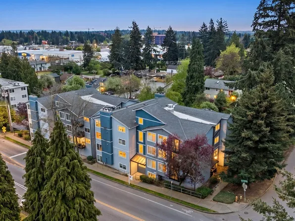 707 N 130th Street #B203, Seattle, WA 98133