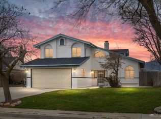 808 Anita Dr, Tehachapi, CA 93561