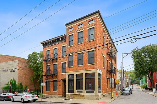 412 E 13th St #3 Photo 1
