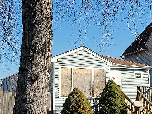 3rd image of 12737 Honore St