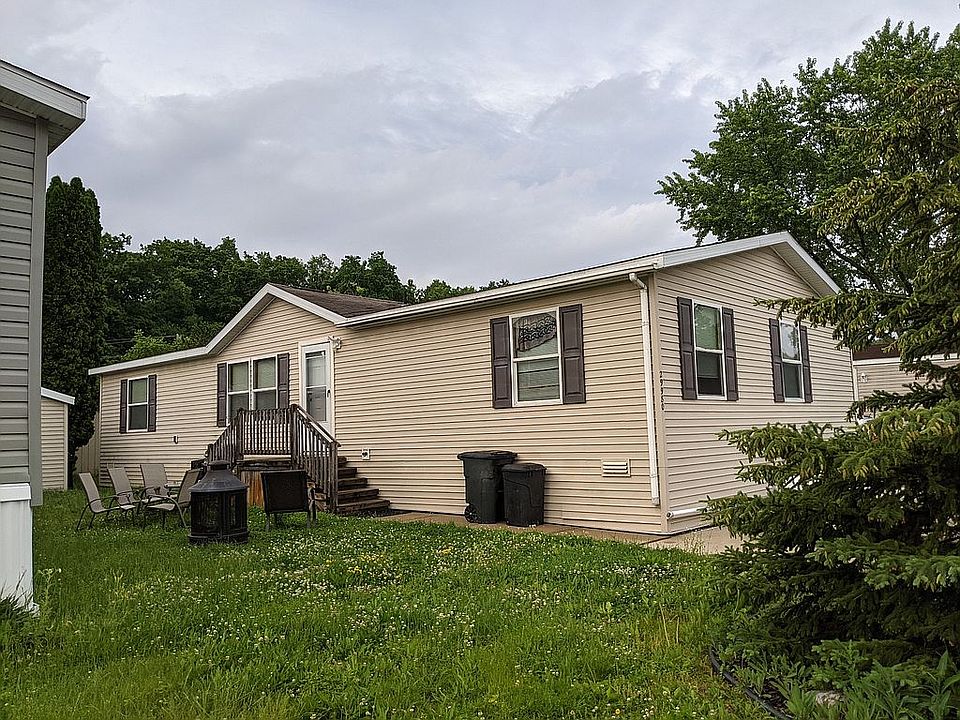 1st image of 29980 Montmorency Dr