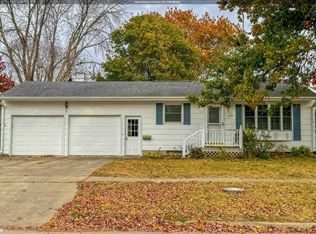 1009 1st St NW, Hampton, IA 50441
