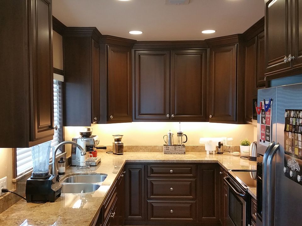 1st image of 249 W Park Ave