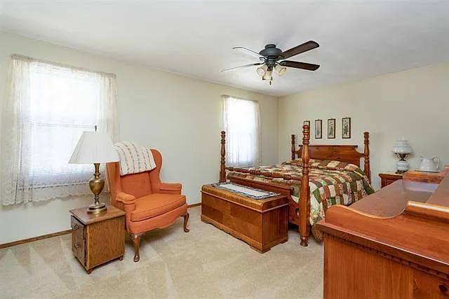 920 E Northwood Dr — Photo 6