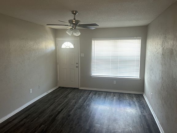 3rd image of 312 Cedar St
