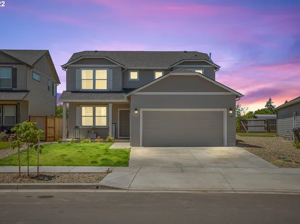1364 Tirion Ave, Eugene, OR 97404