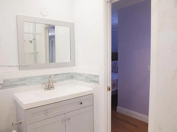2nd image of 3354 Liberty St #3354