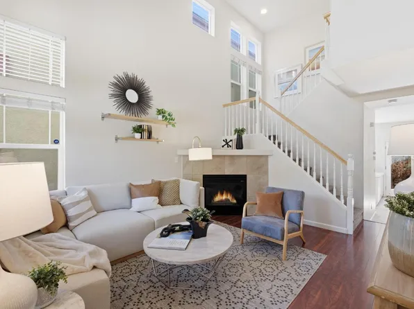 345 Washington Pl, West Sacramento, CA 95605