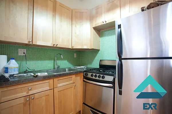 Rented by EXR | media 13