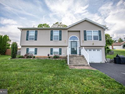 228 Dinali Dr, Martinsburg, WV, 25403