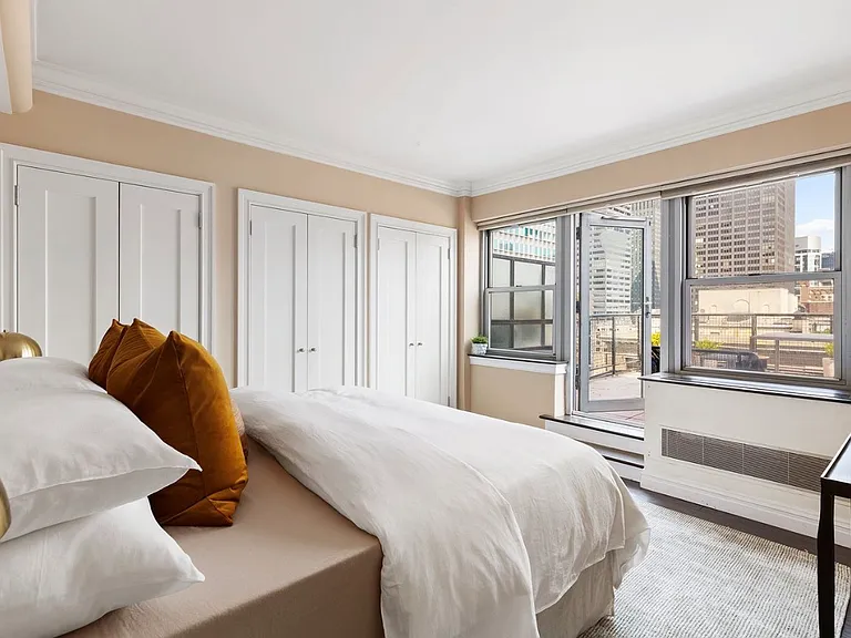 80 Park Ave #19N — Photo 17