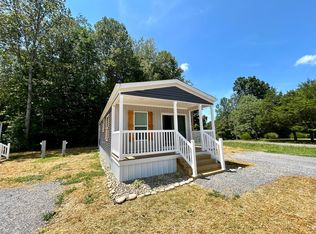 30 Lakeland Dr #1, Russell Springs, KY 42642