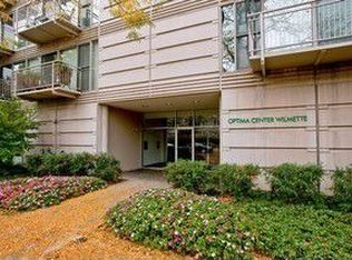 705 11th St APT 417, Wilmette, IL 60091