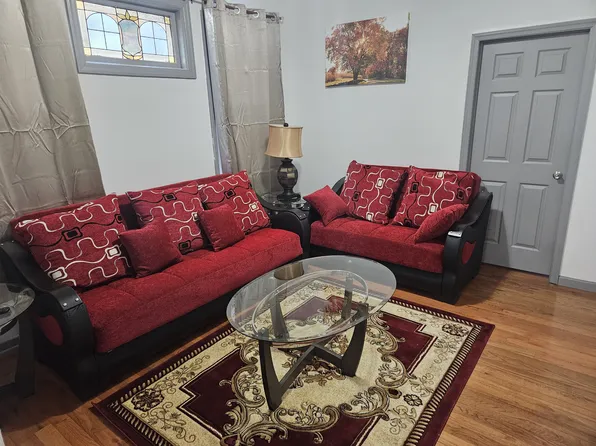 35 Dwight St #2, Jersey City, NJ 07305