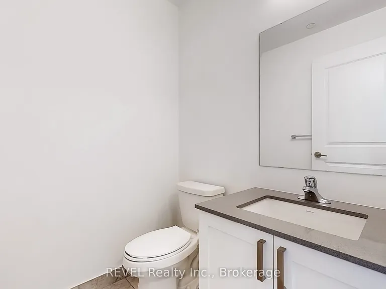 1063 Douglas McCurdy Cmn #602 — Photo 20
