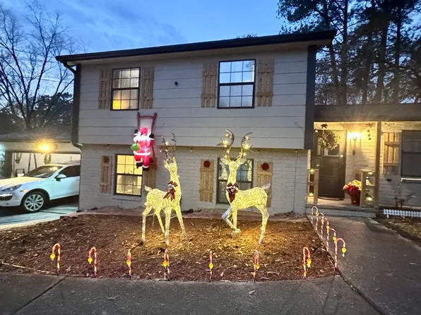 2887 Spanish Oak Dr SW, Lilburn, GA 30047