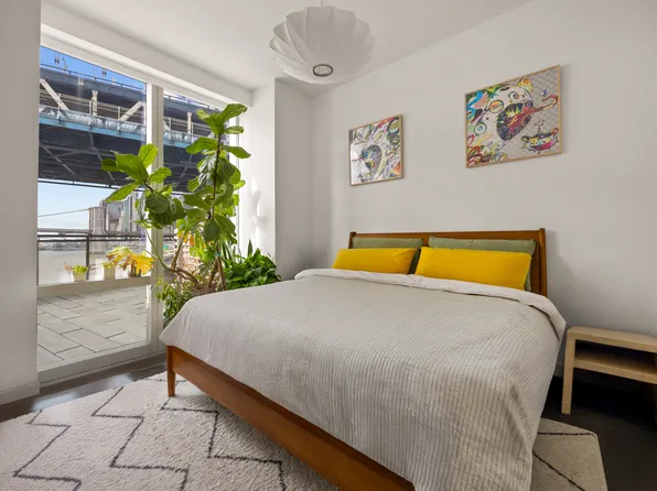 252 South Street image 3 of 28