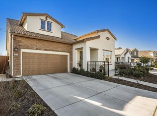 1816 Estrada Dr, Woodland, CA 95776