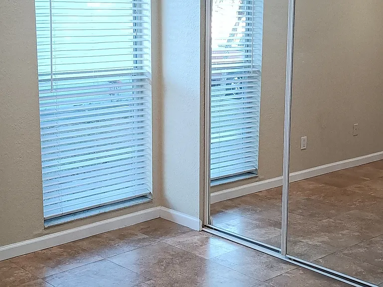 2203 Whitney Pl — Photo 13
