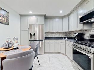 366 Cottonwood Way, Mahwah, NJ 07430