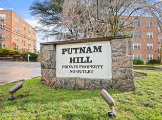 3 Putnam Hl APT 2F, Greenwich, CT