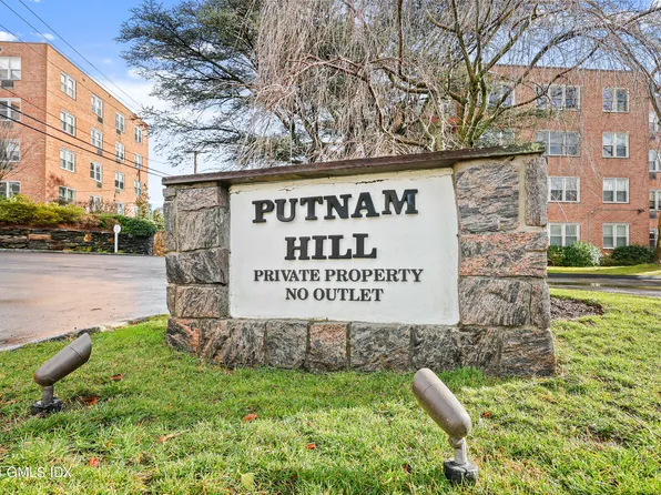 3 Putnam Hl APT 2F, Greenwich, CT 06830