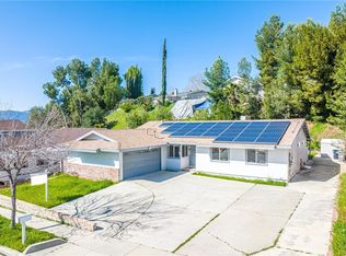 27163 Garza Dr, Santa Clarita, CA 91350