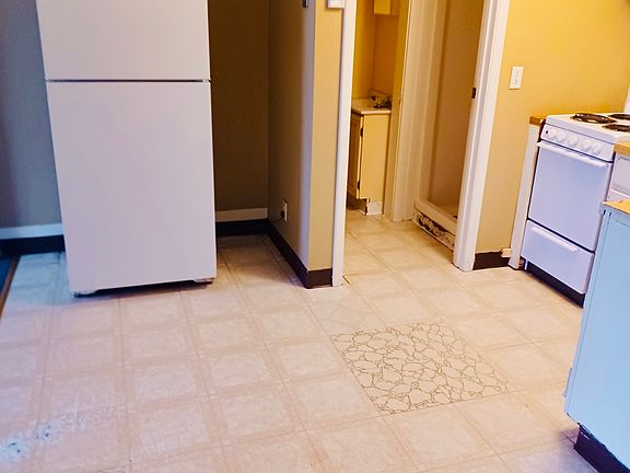 5th image of 268 Oliver St #1