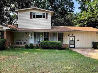 2823 Rollingwood Dr, Tyler, TX 75701