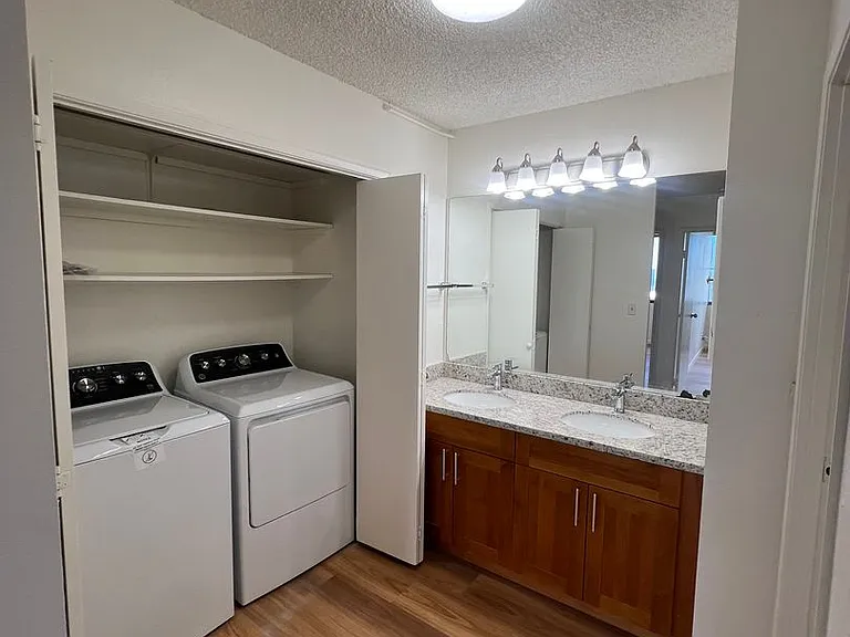 1255 Nuuanu Ave #3001 — Photo 8